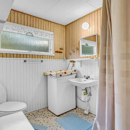 Holiday home Ornevej V *
