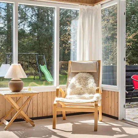 Ornevej V Holiday home *